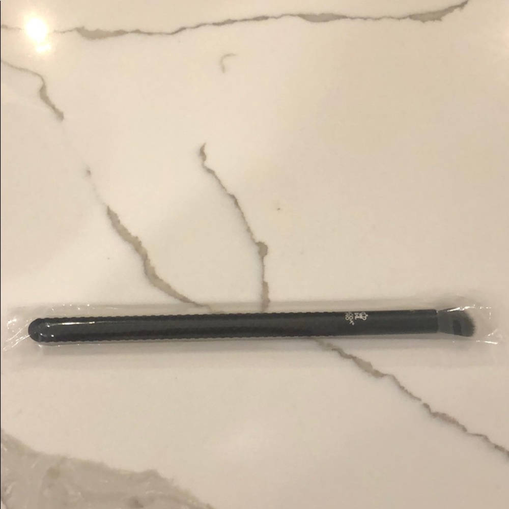 🌸5/$25🌸 Moda precision angle brush